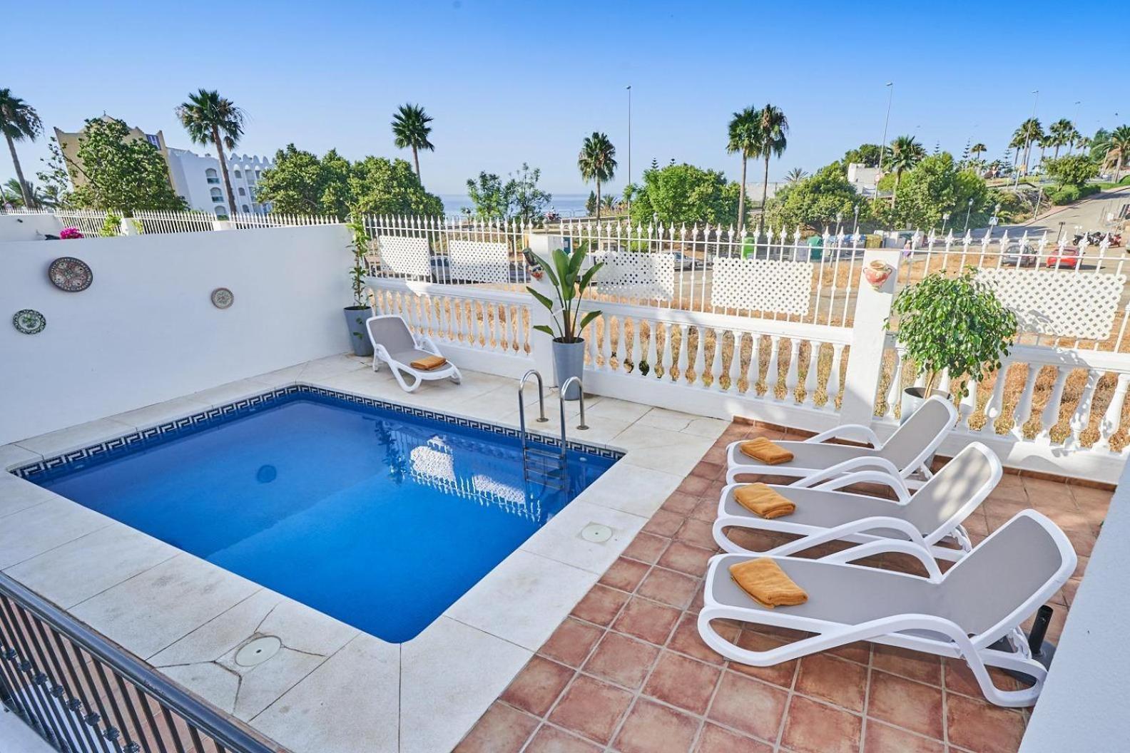 Villa Pura - Private Jacuzzi & Heated Pool Nerja Exteriör bild