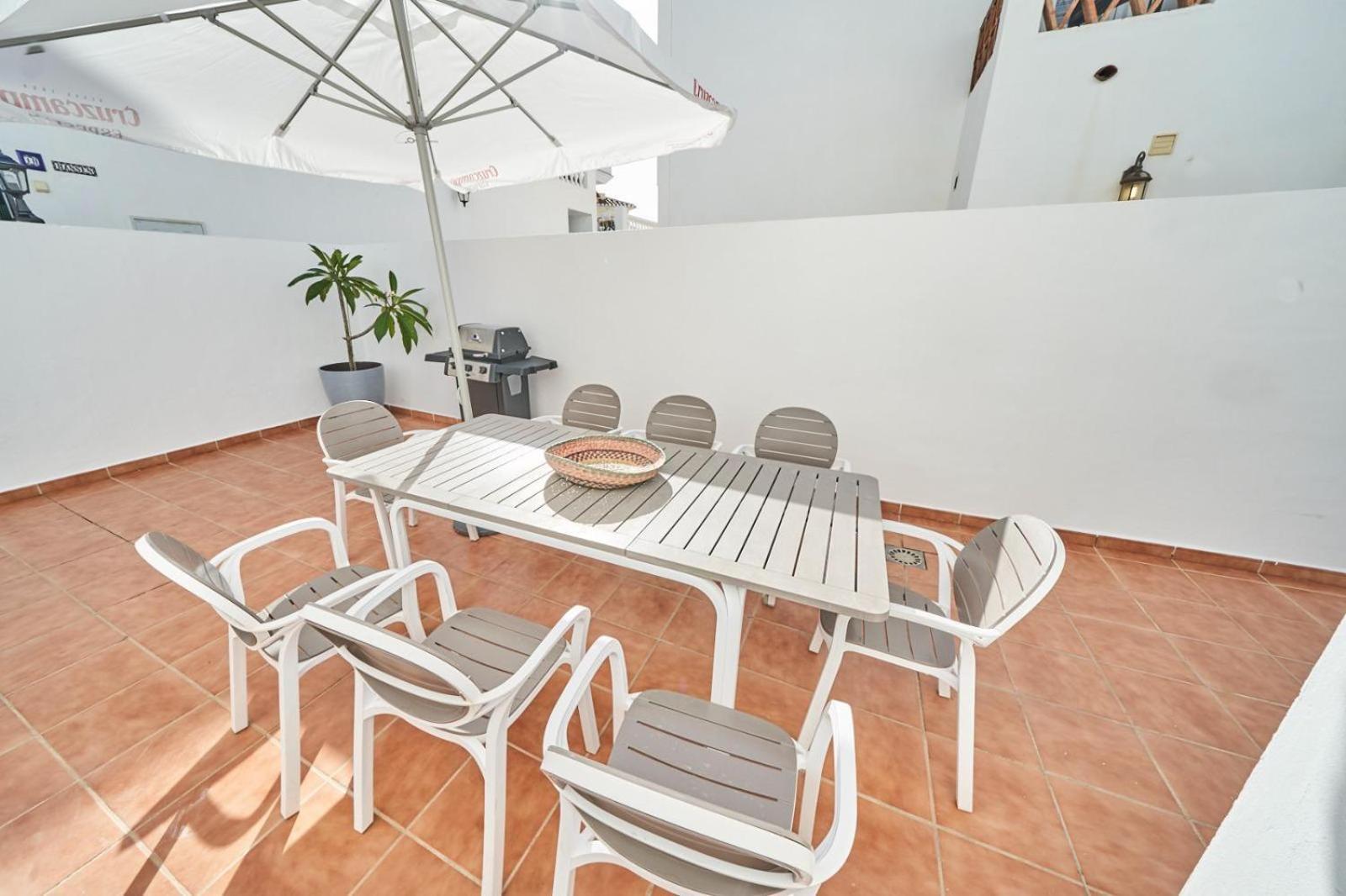 Villa Pura - Private Jacuzzi & Heated Pool Nerja Exteriör bild